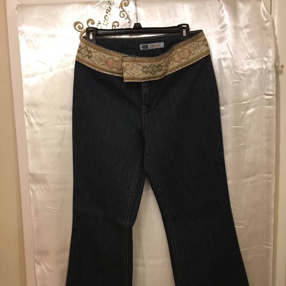 Jean - Picture 2 of 3